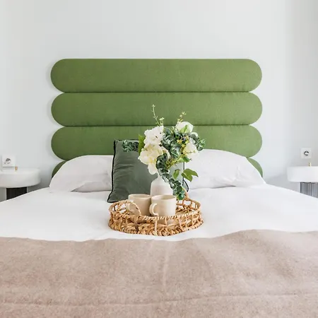 Exceptional Near The Eiffel Tower 3 Bdr 5 P *