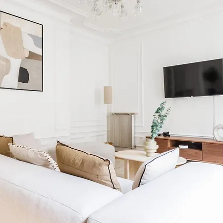 Apartment Exceptional Near The Eiffel Tower 3 Bdr 5 P Paris
