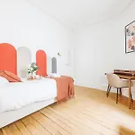 Exceptional Near The Eiffel Tower 3 Bdr 5 P