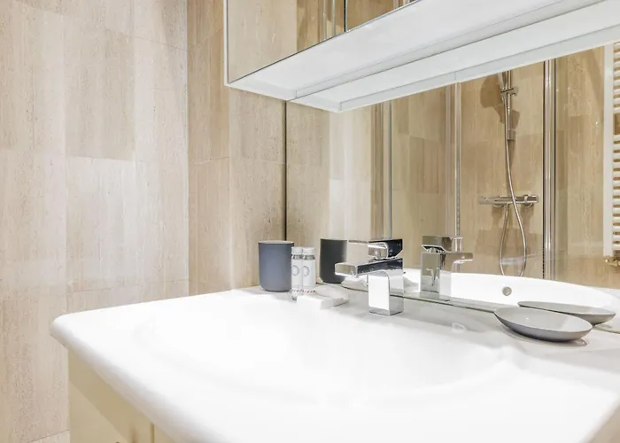 Daire Exceptional Near The Eiffel Tower 3 Bdr 5 P *